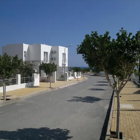 Caesar Beach Apartment