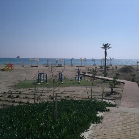 Caesar Beach Apartament *